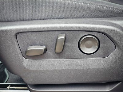 2025 GMC Sierra 2500HD 4WD Crew Cab Standard Bed SLE