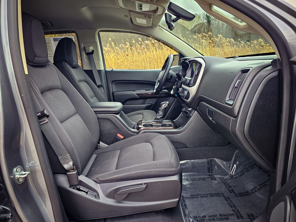 2022 GMC Canyon 4WD Crew Cab Short Box Elevation