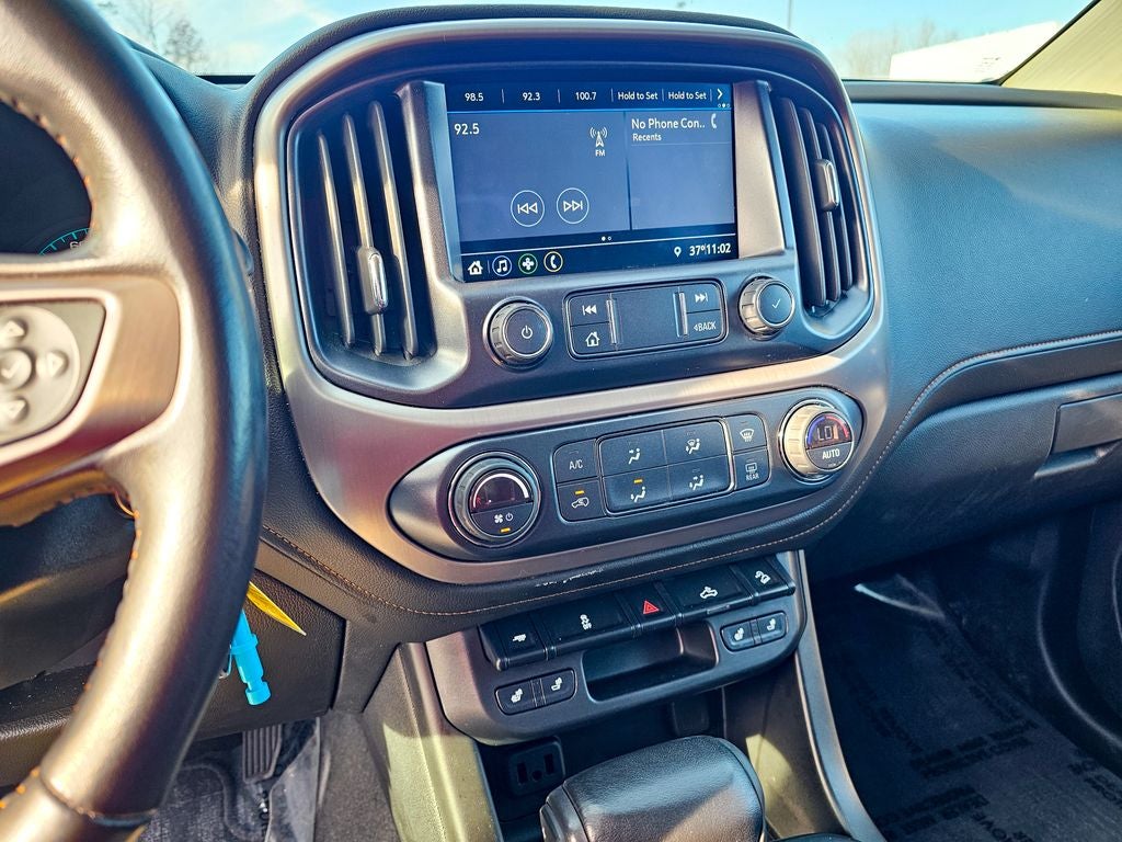 2021 GMC Canyon 4WD Crew Cab Short Box AT4 - Cloth