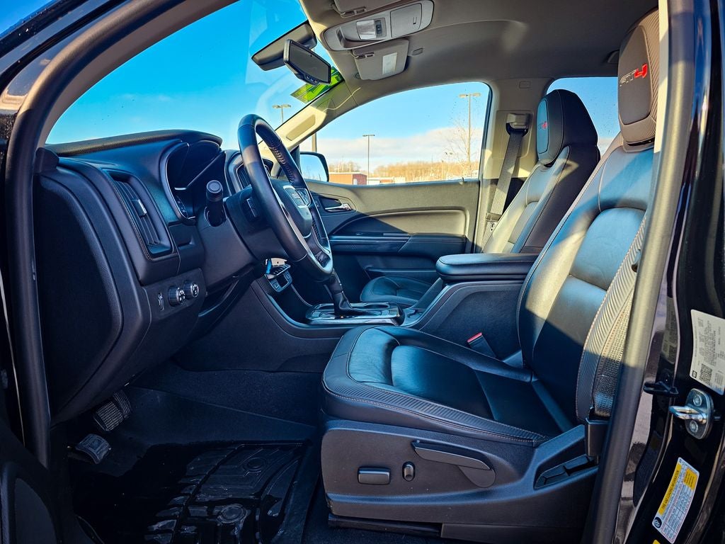 2021 GMC Canyon 4WD Crew Cab Short Box AT4 - Leather