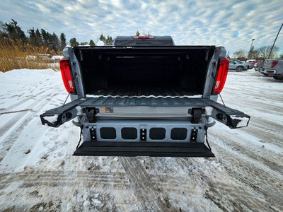 2024 GMC Sierra 1500 4WD Crew Cab Short Box AT4