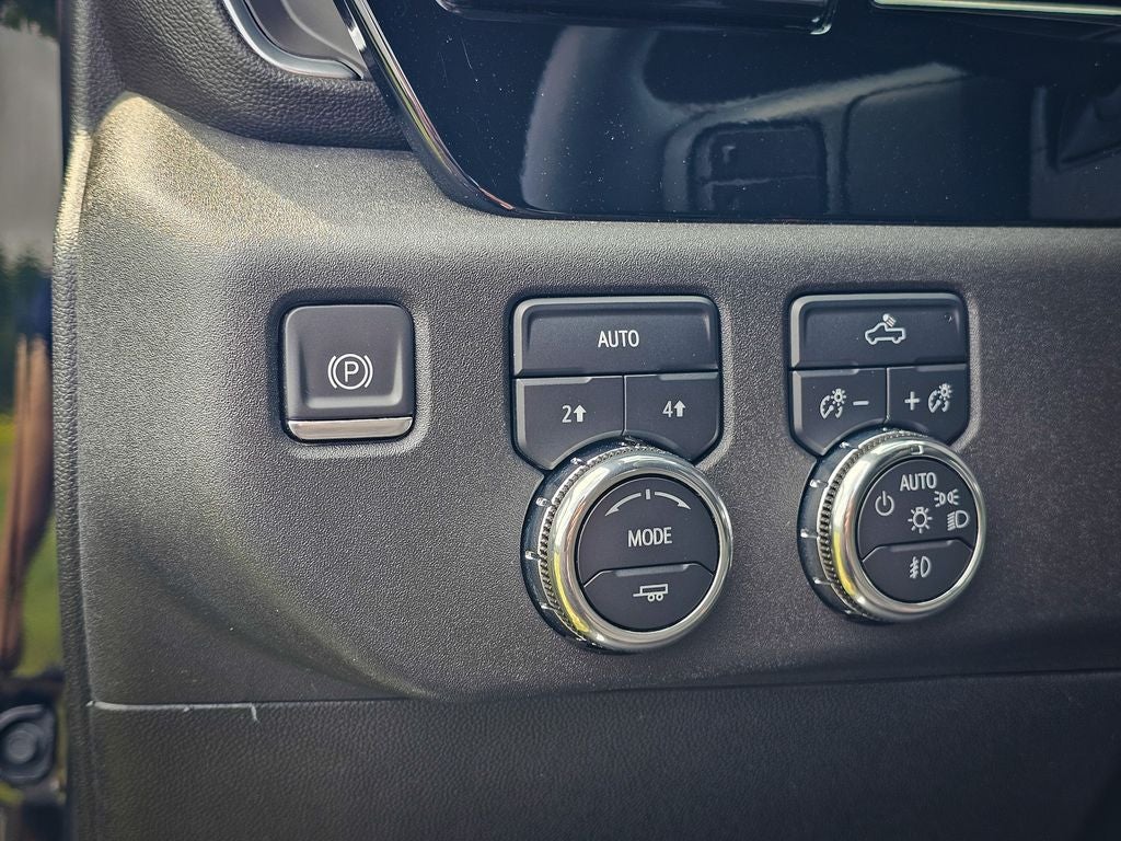 2023 GMC Sierra 1500 4WD Double Cab Standard Box Elevation with 3SB
