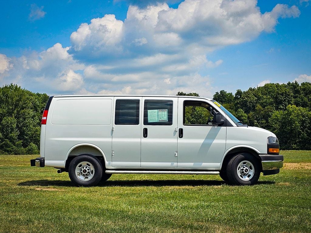 2025 GMC Savana Cargo RWD 2500 Regular Wheelbase Work Van