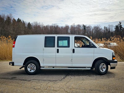 2024 GMC Savana Cargo RWD 2500 Regular Wheelbase Work Van