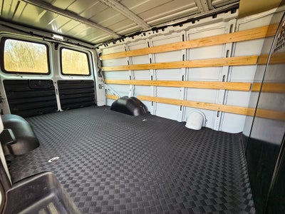 2024 GMC Savana Cargo RWD 2500 Regular Wheelbase Work Van