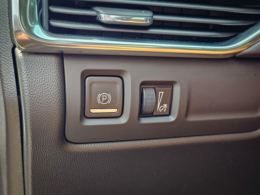 2023 Cadillac XT4 AWD Sport