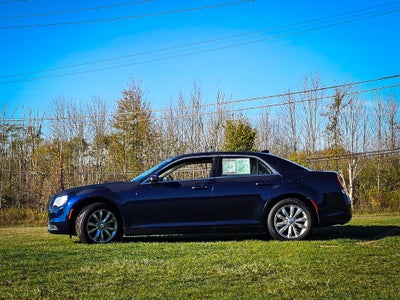 2016 Chrysler 300 Limited