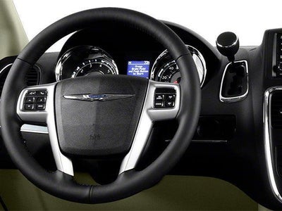 2014 Chrysler Town & Country Touring-L