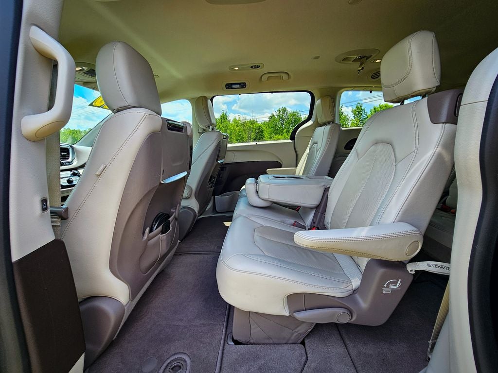 2020 Chrysler Pacifica Touring L Plus