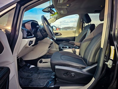 2018 Chrysler Pacifica Touring Plus