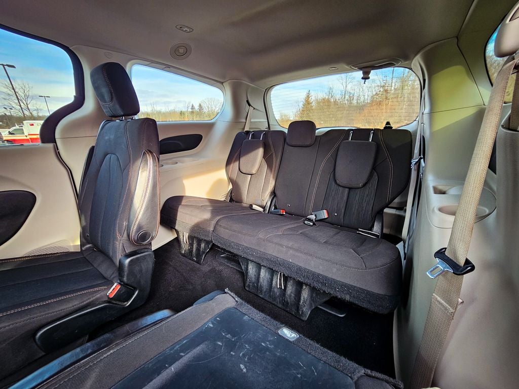 2018 Chrysler Pacifica Touring Plus