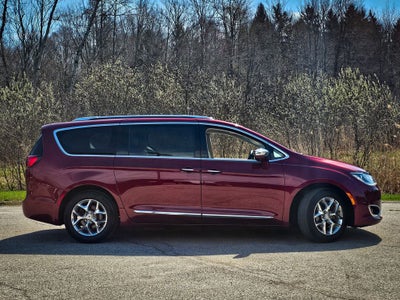 2017 Chrysler Pacifica Limited
