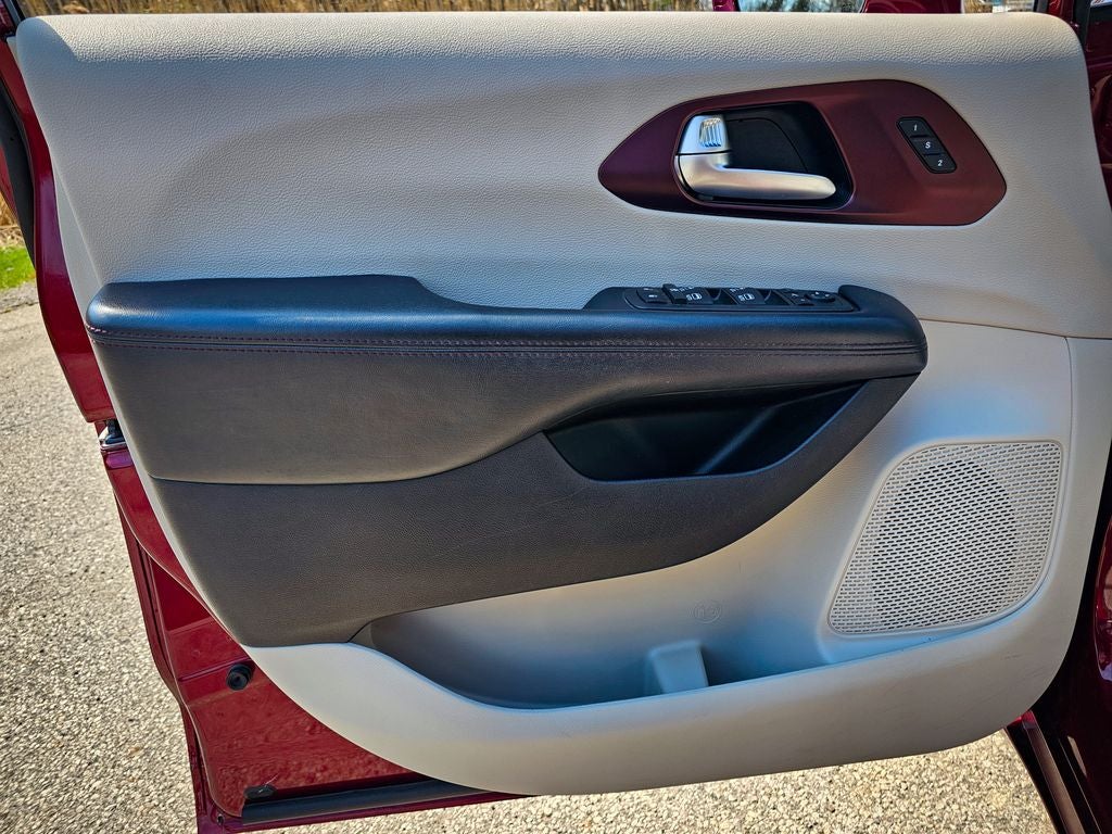 2017 Chrysler Pacifica Limited