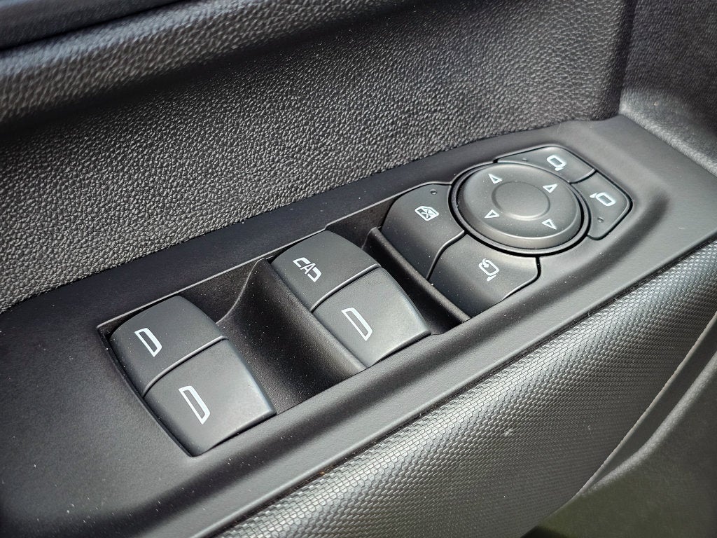 2022 Chevrolet Silverado 2500HD 4WD Crew Cab Standard Bed Custom