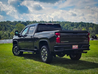 2022 Chevrolet Silverado 2500HD 4WD Crew Cab Standard Bed Custom