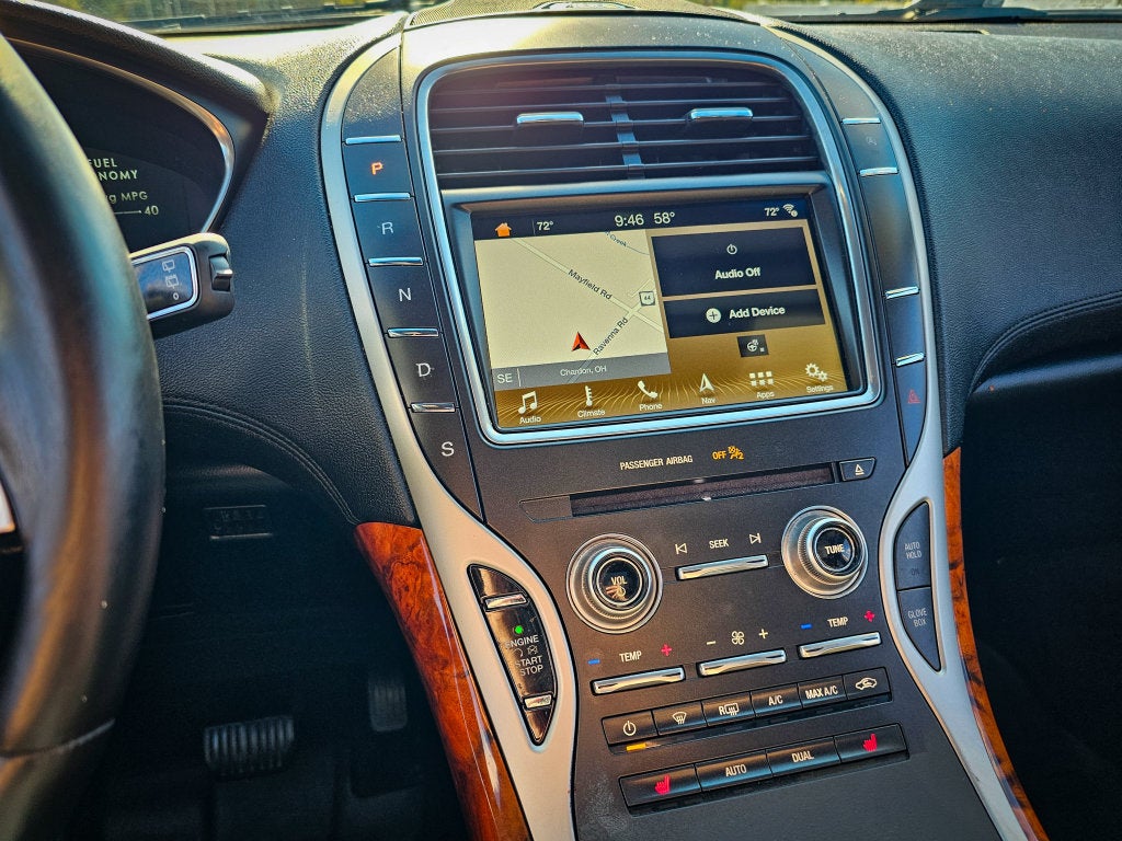 2019 Lincoln Nautilus Select