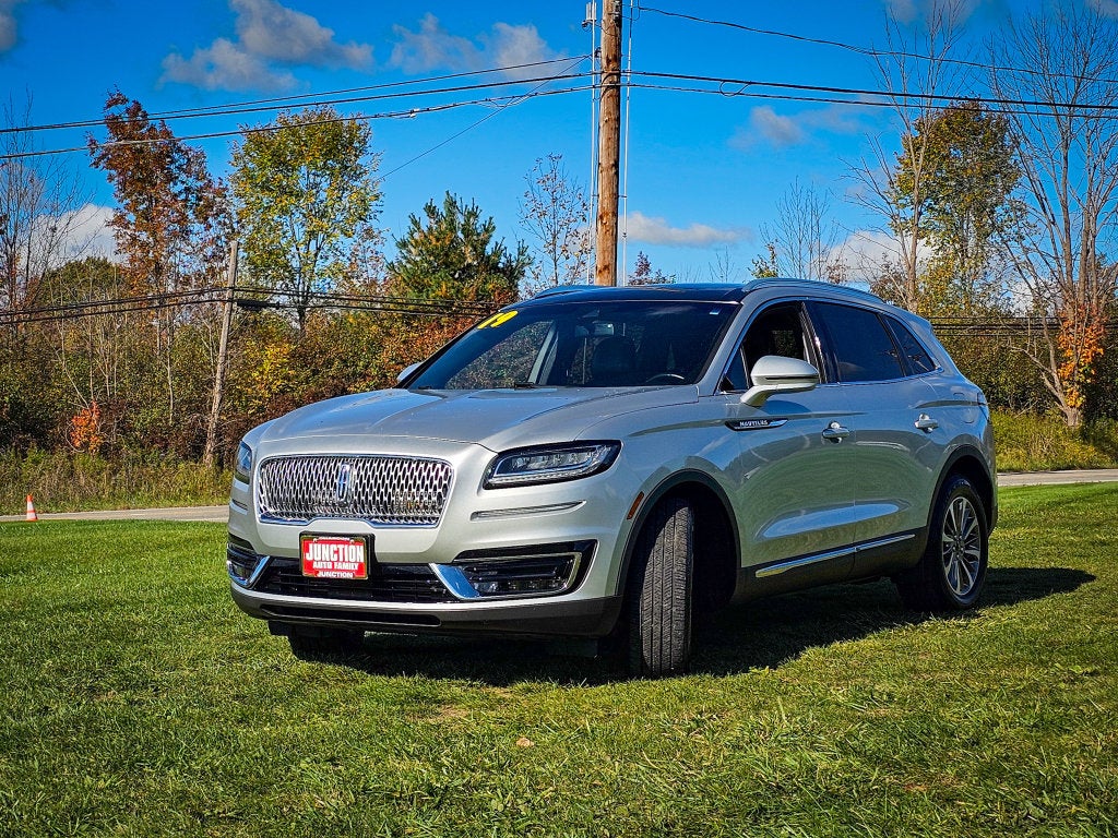 2019 Lincoln Nautilus Select