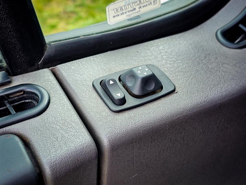 2016 Freightliner M2 106 Medium DUMP