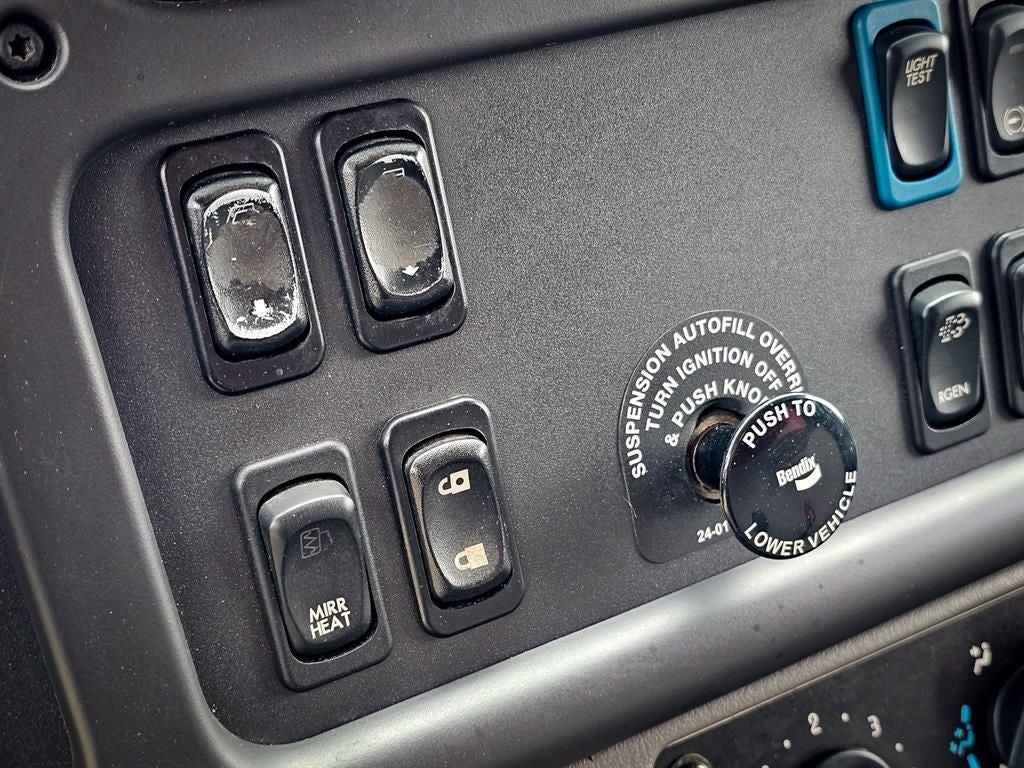 2016 Freightliner M2 106 Medium DUMP