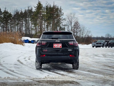 2022 Jeep Compass Latitude Lux 4x4