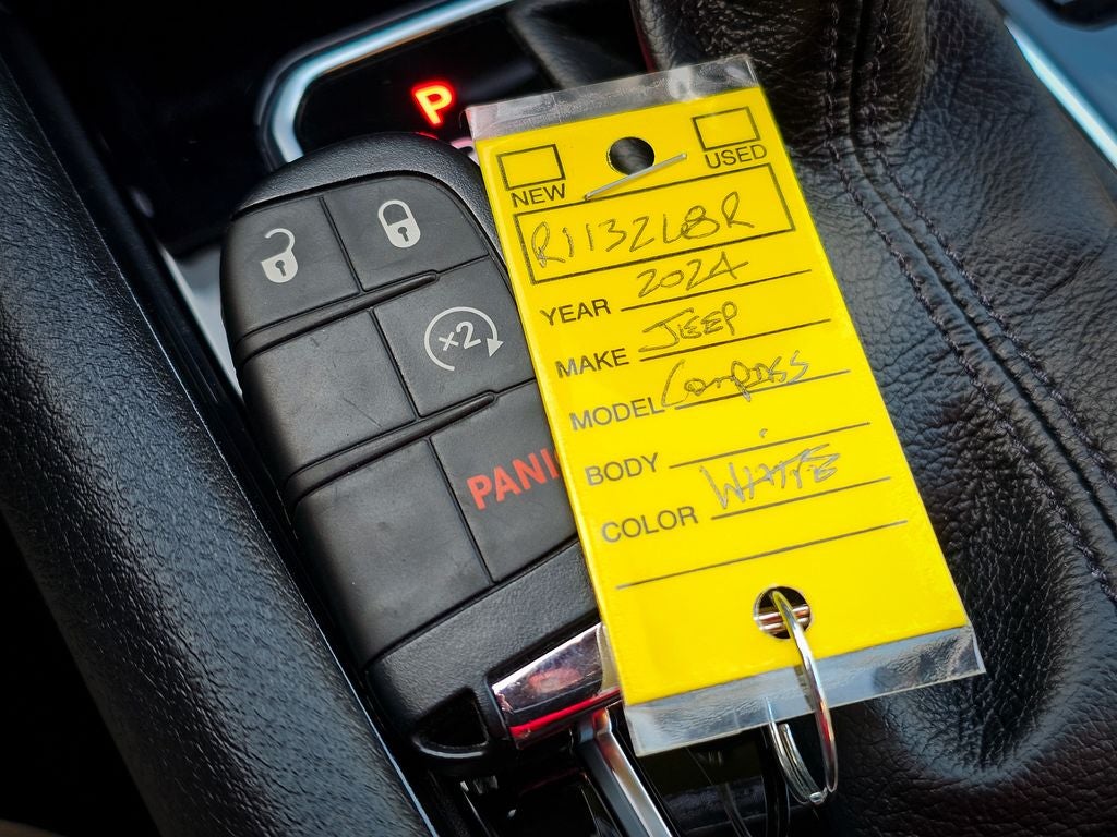 2024 Jeep Compass Latitude Lux FWD