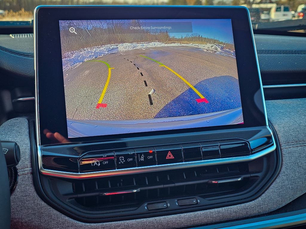 2024 Jeep Compass Latitude Lux FWD