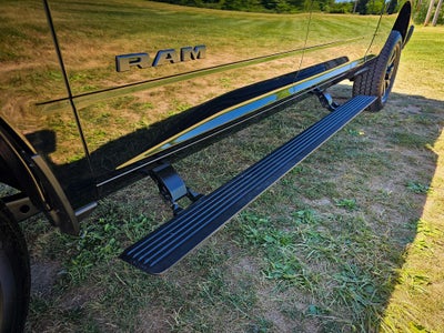 2025 RAM 2500 Laramie Mega Cab 4x4 6'4' Box