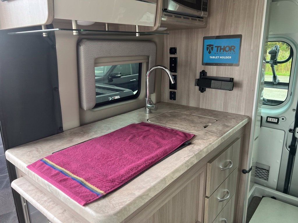 2022 RAM Ram ProMaster 1500 Cargo Van High Roof 136' WB