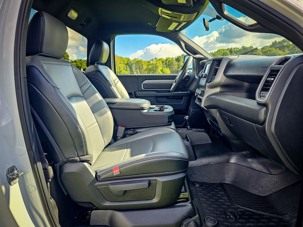 2024 RAM Ram 2500 Tradesman Regular Cab 4x4 8' Box