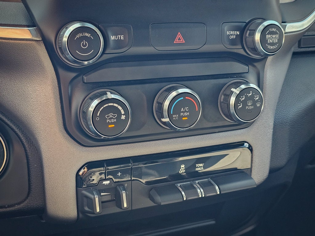 2024 RAM Ram 2500 Big Horn Crew Cab 4x4 6'4' Box