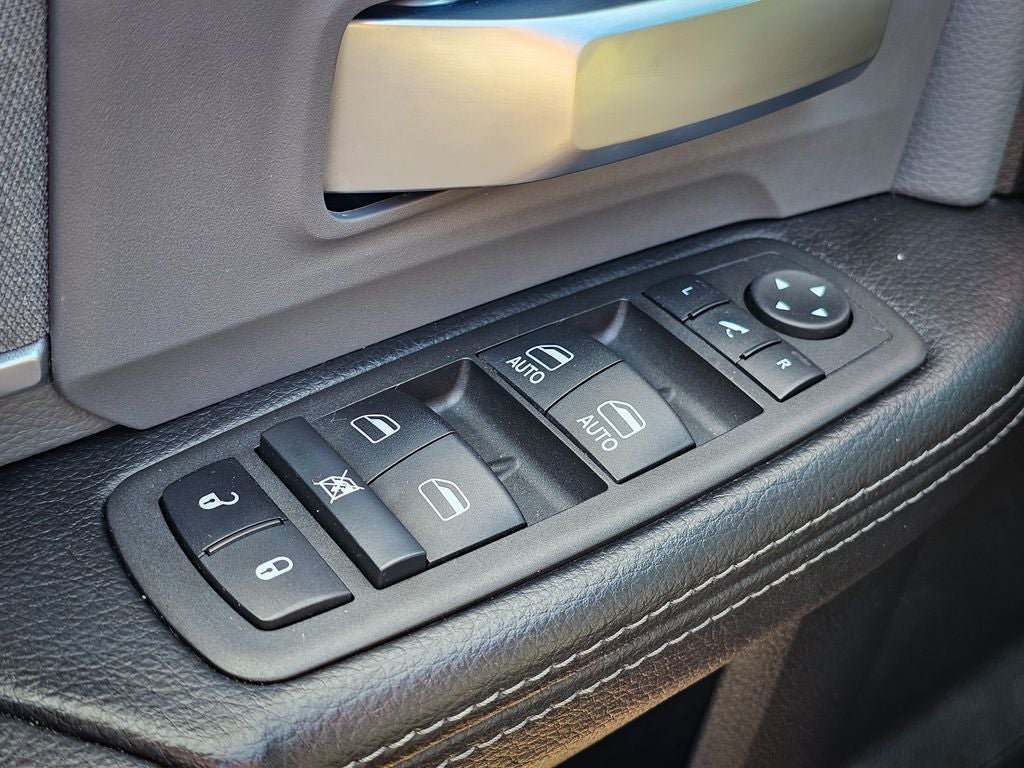 2022 RAM 2500 Big Horn Crew Cab 4x4 6'4' Box