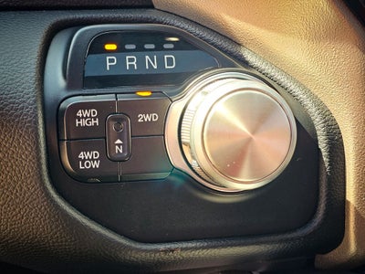 2019 RAM 2500 Laramie Crew Cab 4x4 6'4' Box