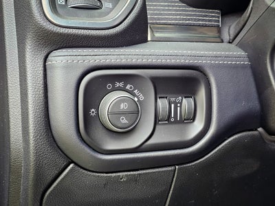 2019 RAM 2500 Limited Crew Cab 4x4 6'4' Box