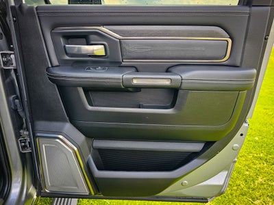 2019 RAM 2500 Limited Crew Cab 4x4 6'4' Box