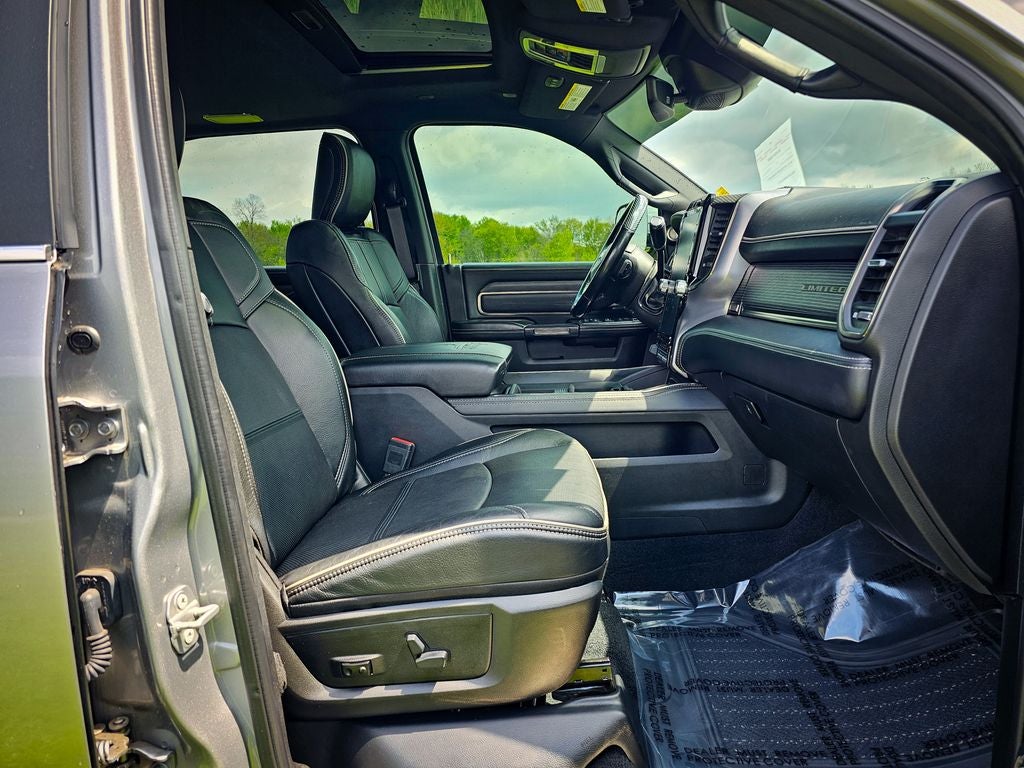 2019 RAM 2500 Limited Crew Cab 4x4 6'4' Box