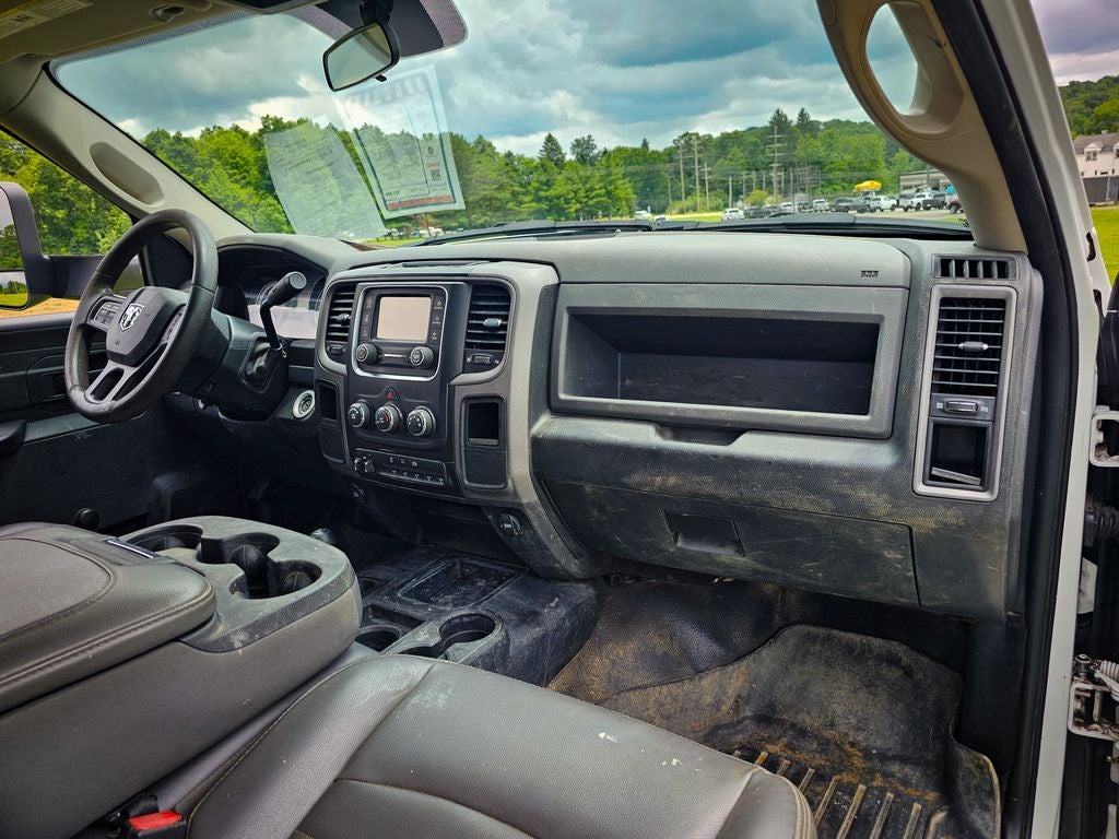 2018 RAM 5500 Chassis Tradesman/SLT