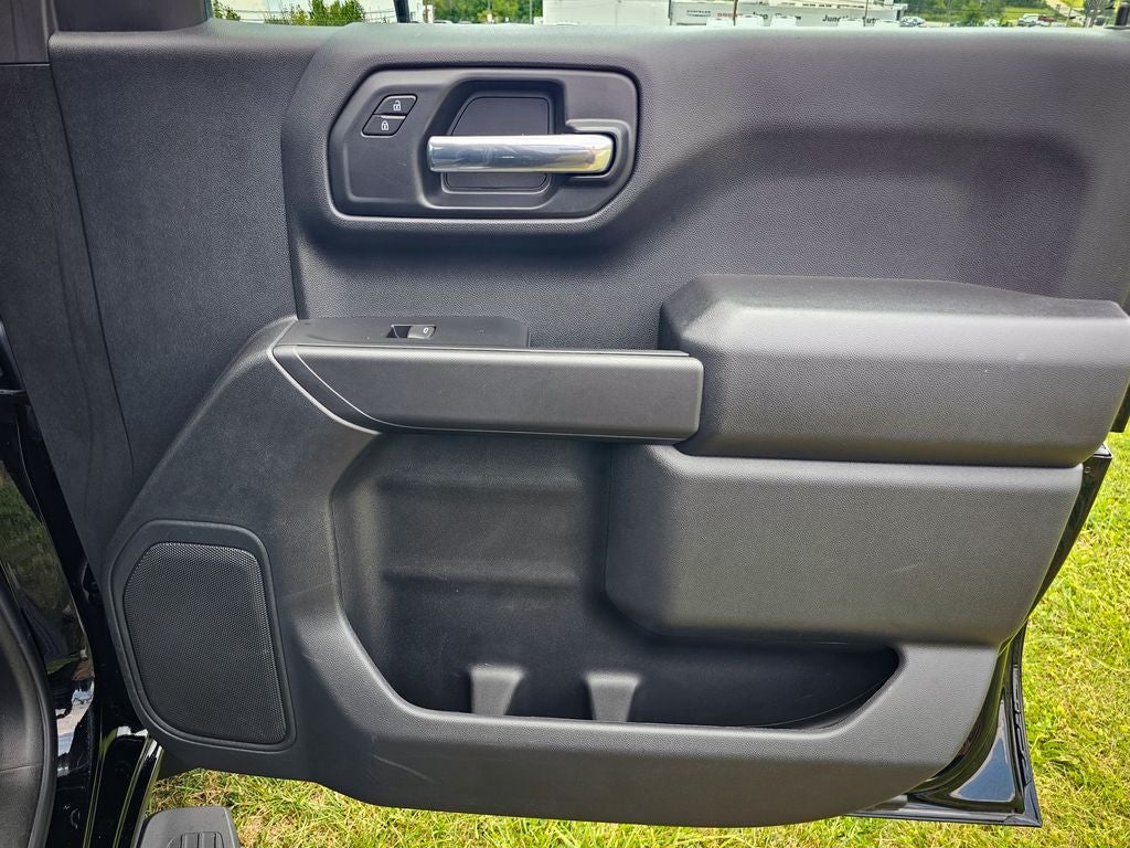 2025 Chevrolet Silverado 1500 4WD Crew Cab Short Bed Custom Trail Boss
