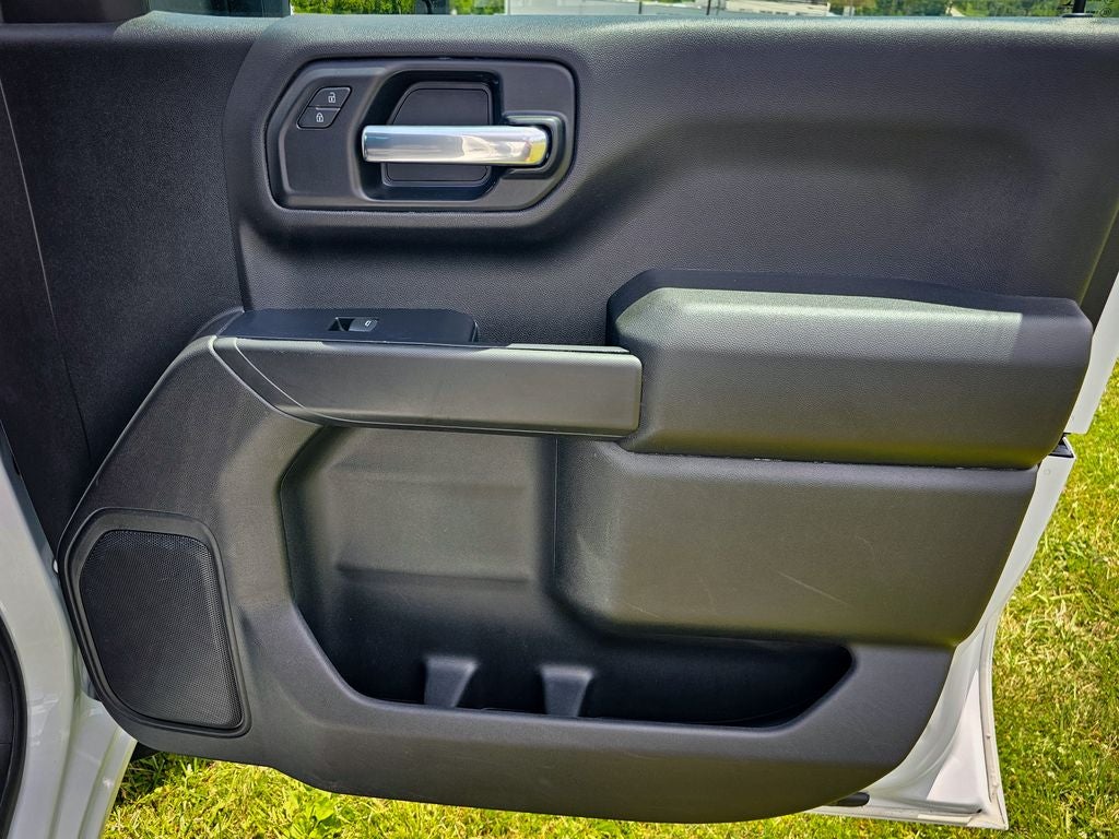 2021 Chevrolet Silverado 1500 4WD Crew Cab Short Bed Custom