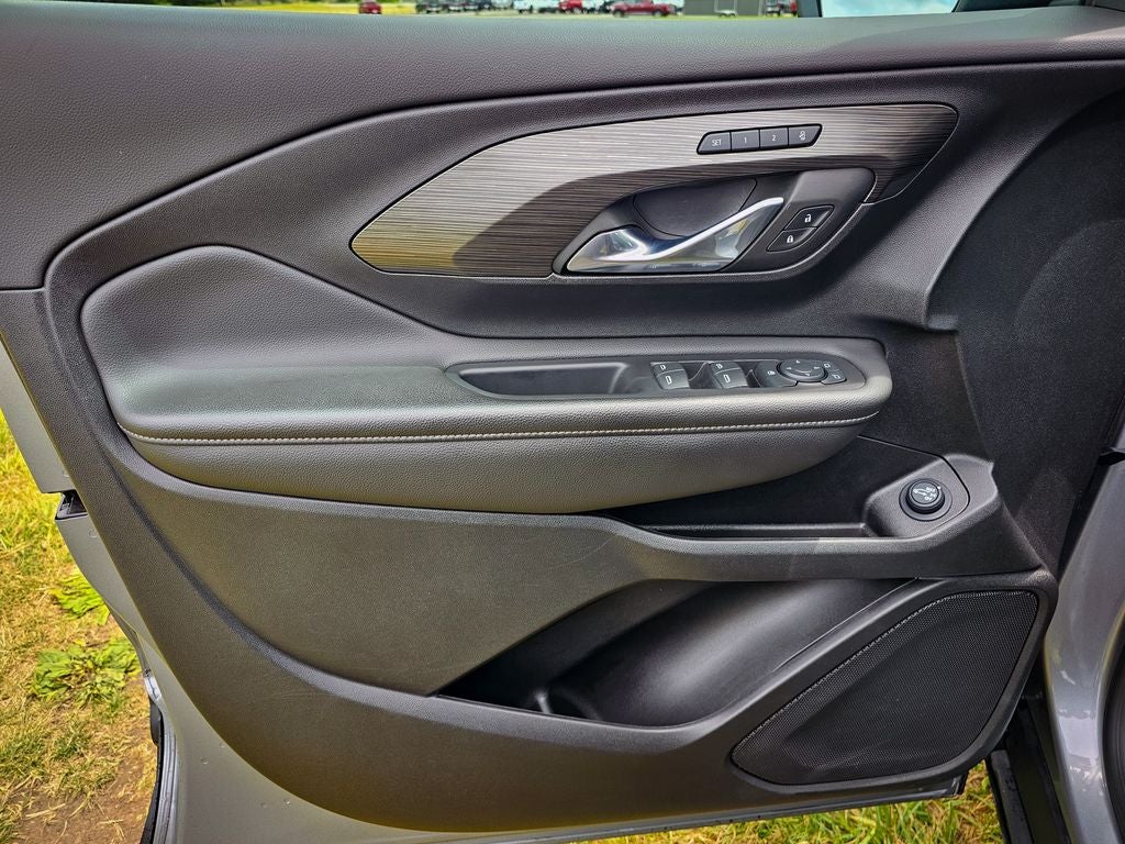 2023 GMC Terrain AWD SLT