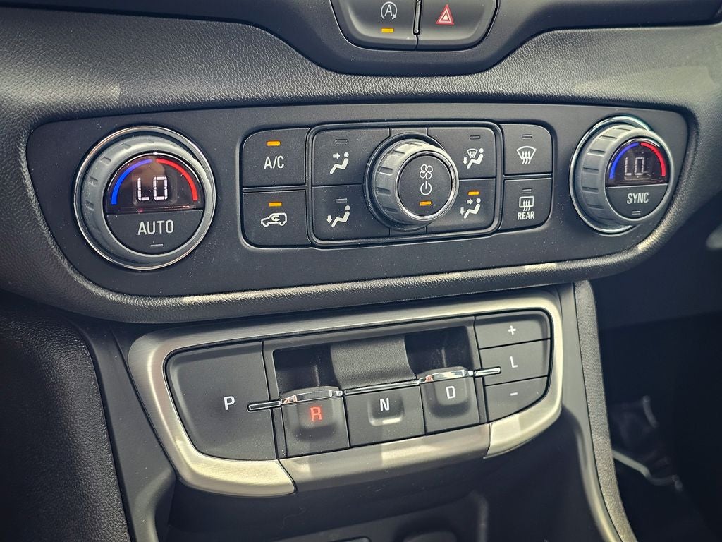 2023 GMC Terrain AWD SLT