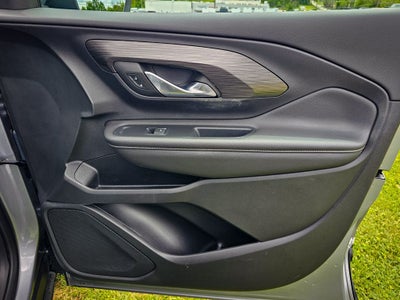 2023 GMC Terrain AWD SLT