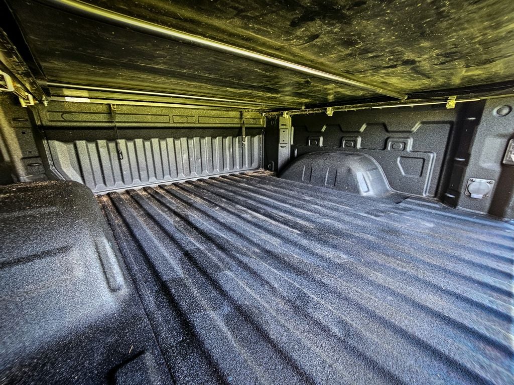 2024 GMC Sierra 1500 4WD Crew Cab Short Box Elevation with 3VL