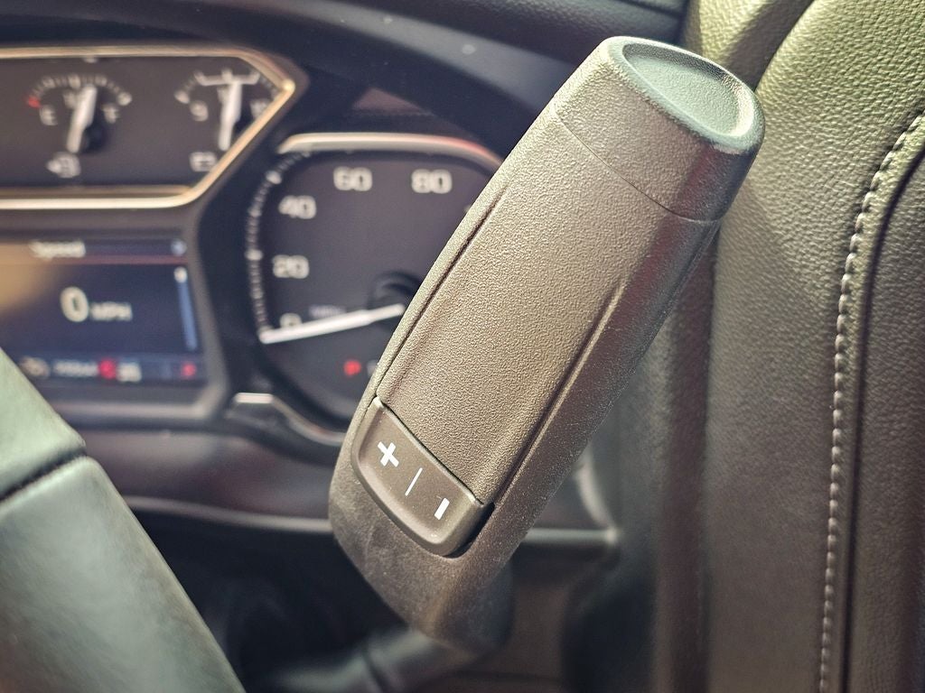 2020 GMC Sierra 1500 4WD Crew Cab Short Box Elevation