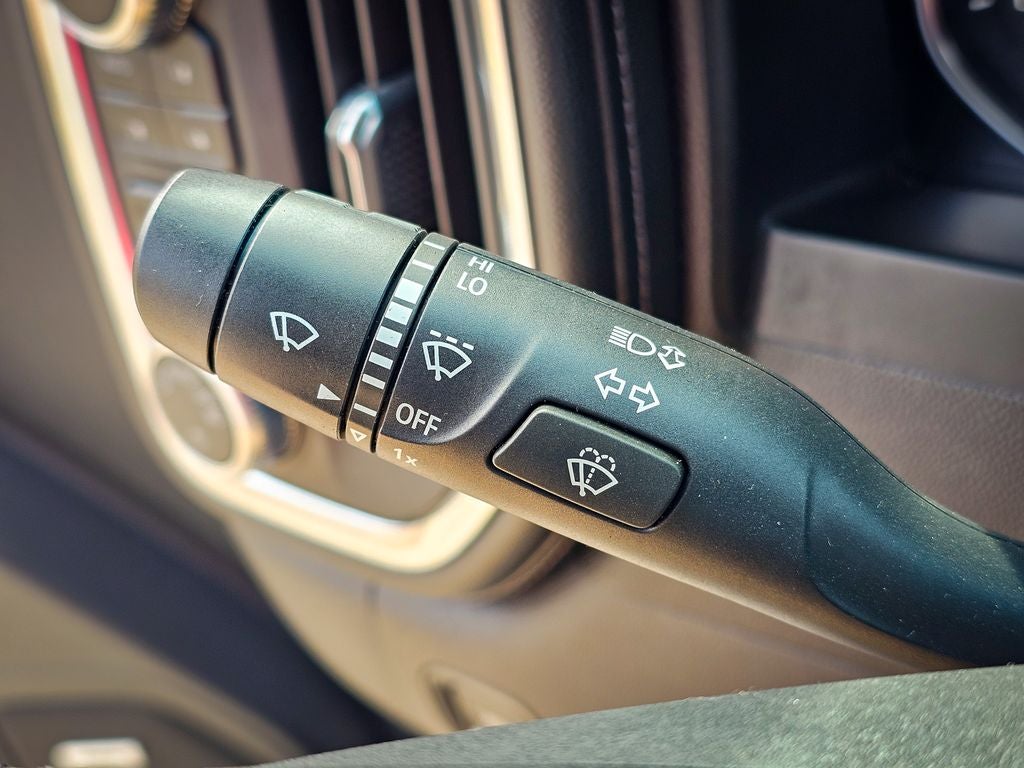 2020 GMC Sierra 1500 4WD Crew Cab Short Box Elevation