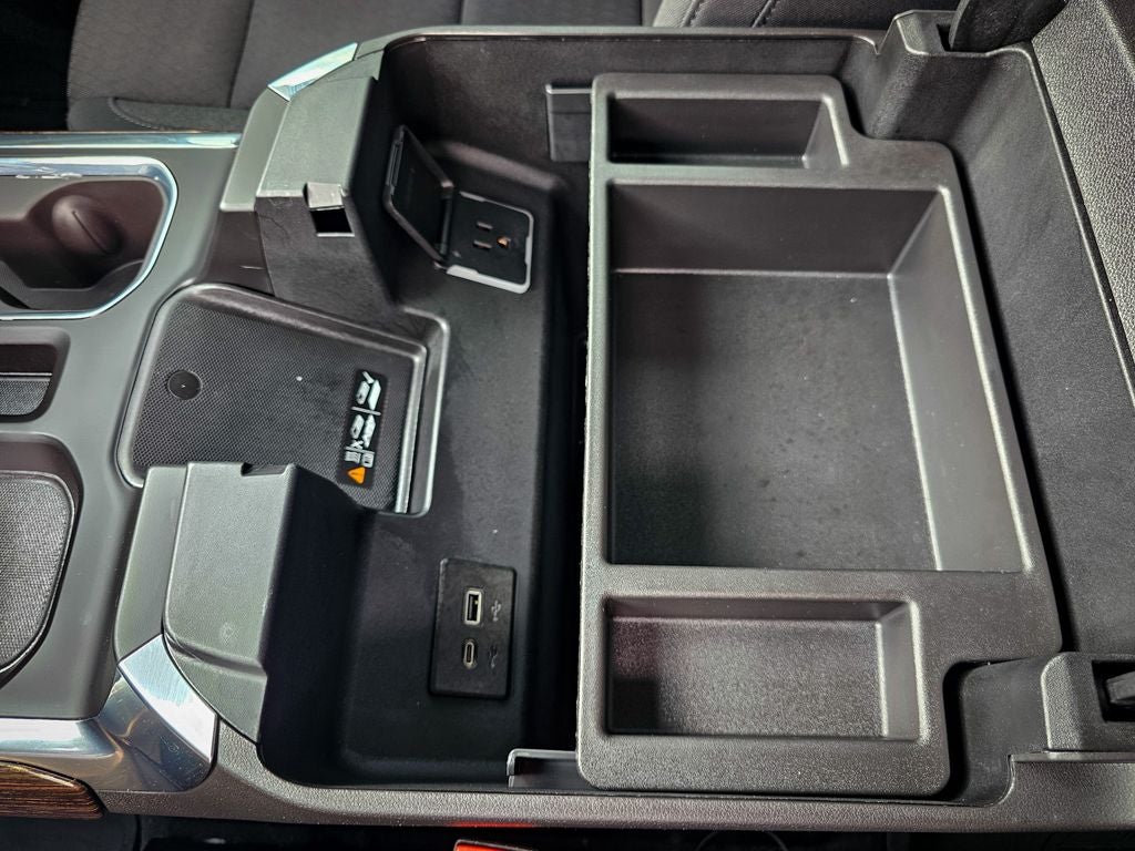 2025 GMC Sierra 1500 4WD Crew Cab Short Box Elevation with 3SB