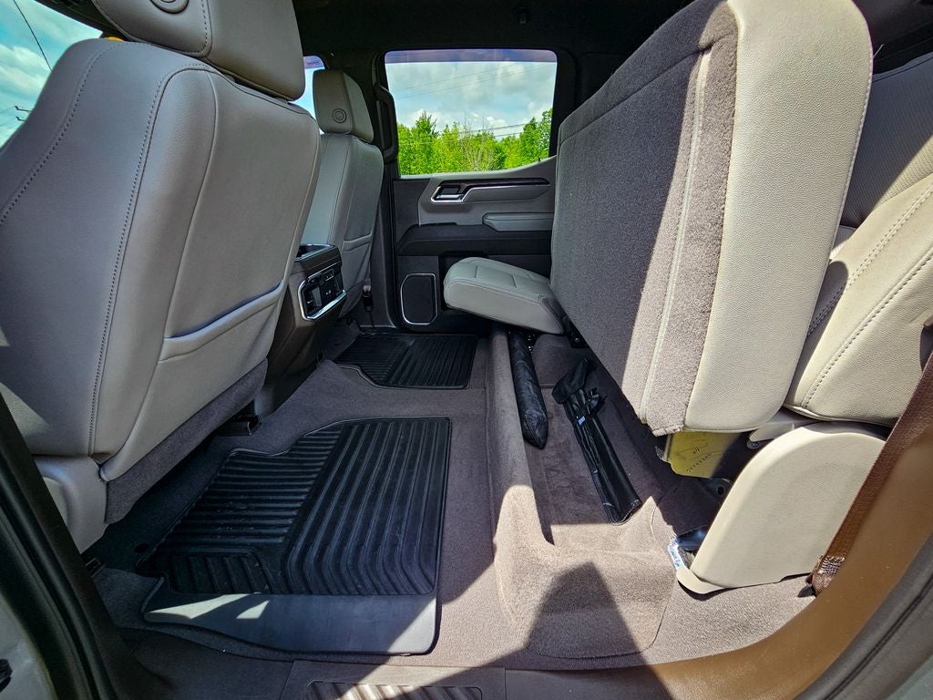 2023 GMC Sierra 1500 4WD Crew Cab Standard Box SLT