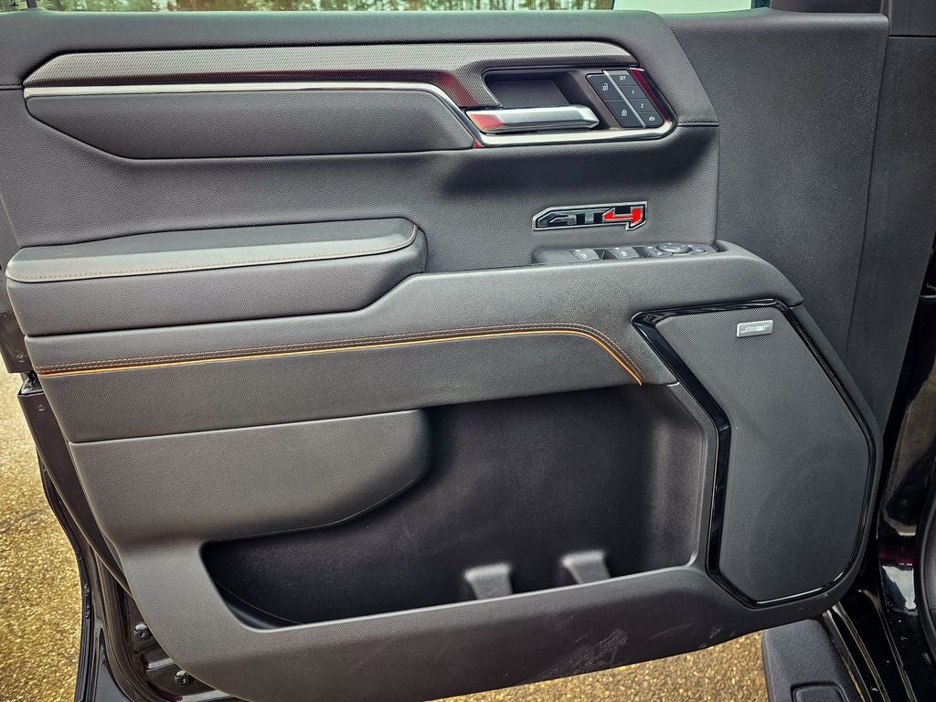 2024 GMC Sierra 1500 4WD Crew Cab Short Box AT4