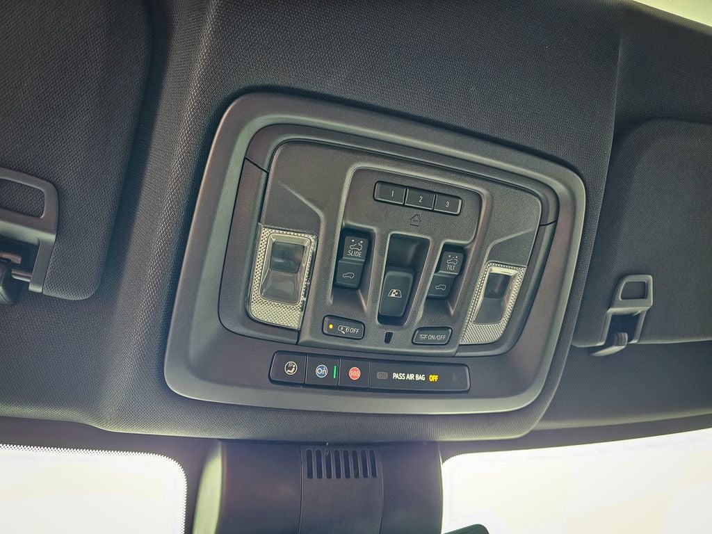 2024 GMC Sierra 1500 4WD Crew Cab Short Box AT4