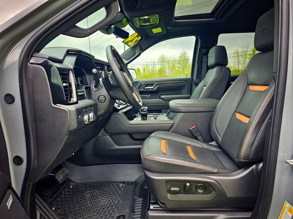 2024 GMC Sierra 1500 4WD Crew Cab Short Box AT4