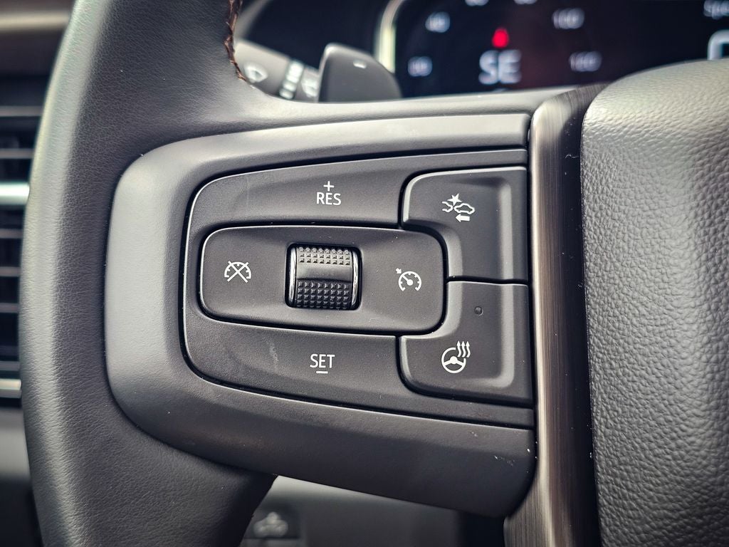 2024 GMC Sierra 1500 4WD Crew Cab Short Box AT4